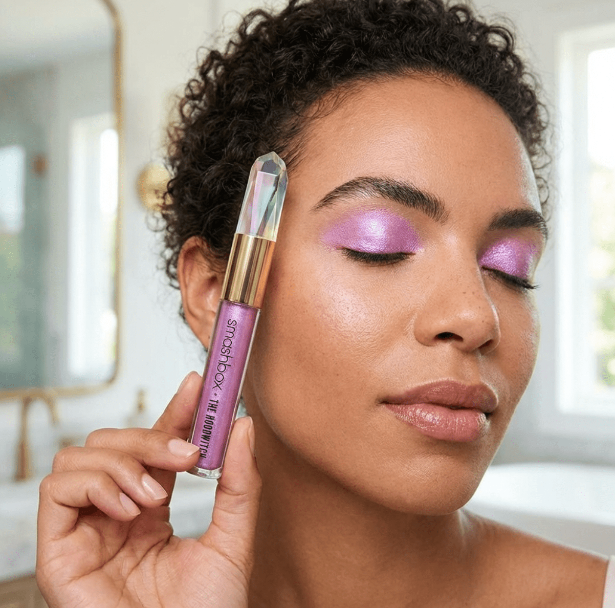 Long-lasting wear for all-day shimmer