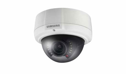 model features infrared night vision, providing visibility even in low-light conditions